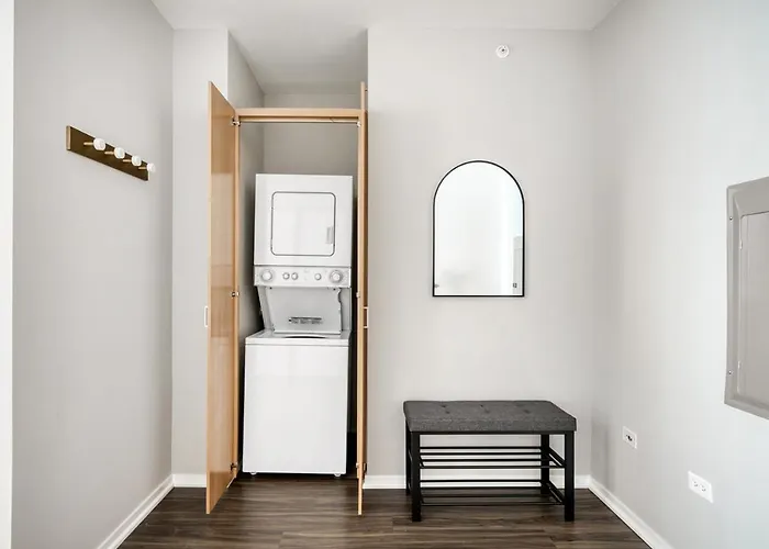 Streeterville 2br W Pool Gym Nr Riverwalk Chi-881 Chicago