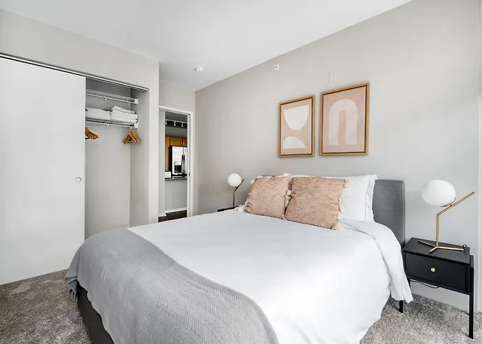 Streeterville 2br W Pool Gym Nr Riverwalk Chi-881 * Chicago