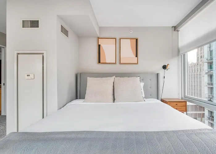 Streeterville 2br W Pool Gym Nr Riverwalk Chi-881