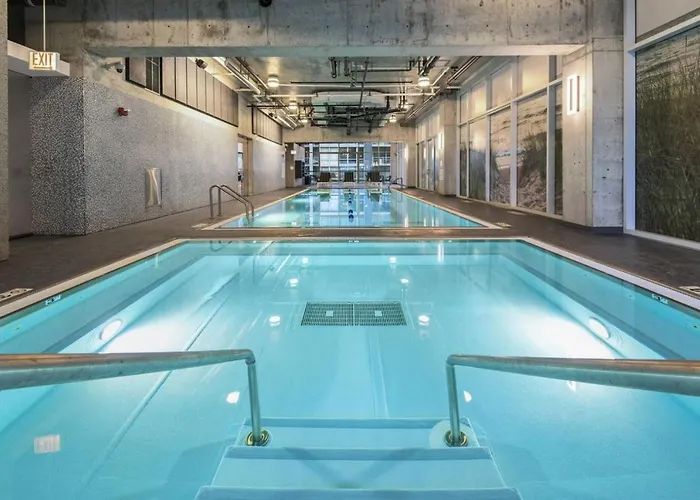 Apartment Streeterville 2br W Pool Gym Nr Riverwalk Chi-881